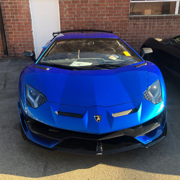 兰博基尼Aventador SVJ，超级漂亮啊~