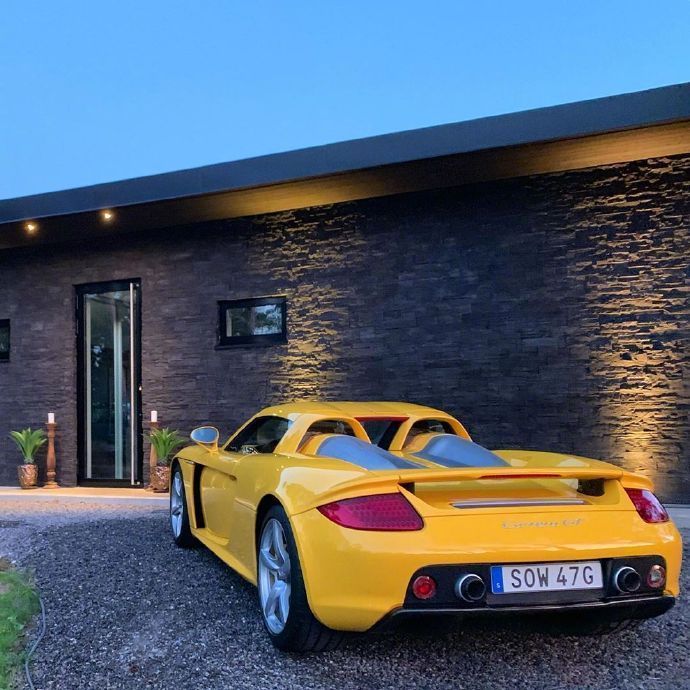 黄色保时捷Carrera GT，喜欢不？