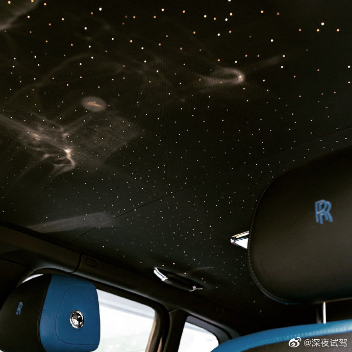 Rolls Royce Cullinan V12发动机,星空顶来了。