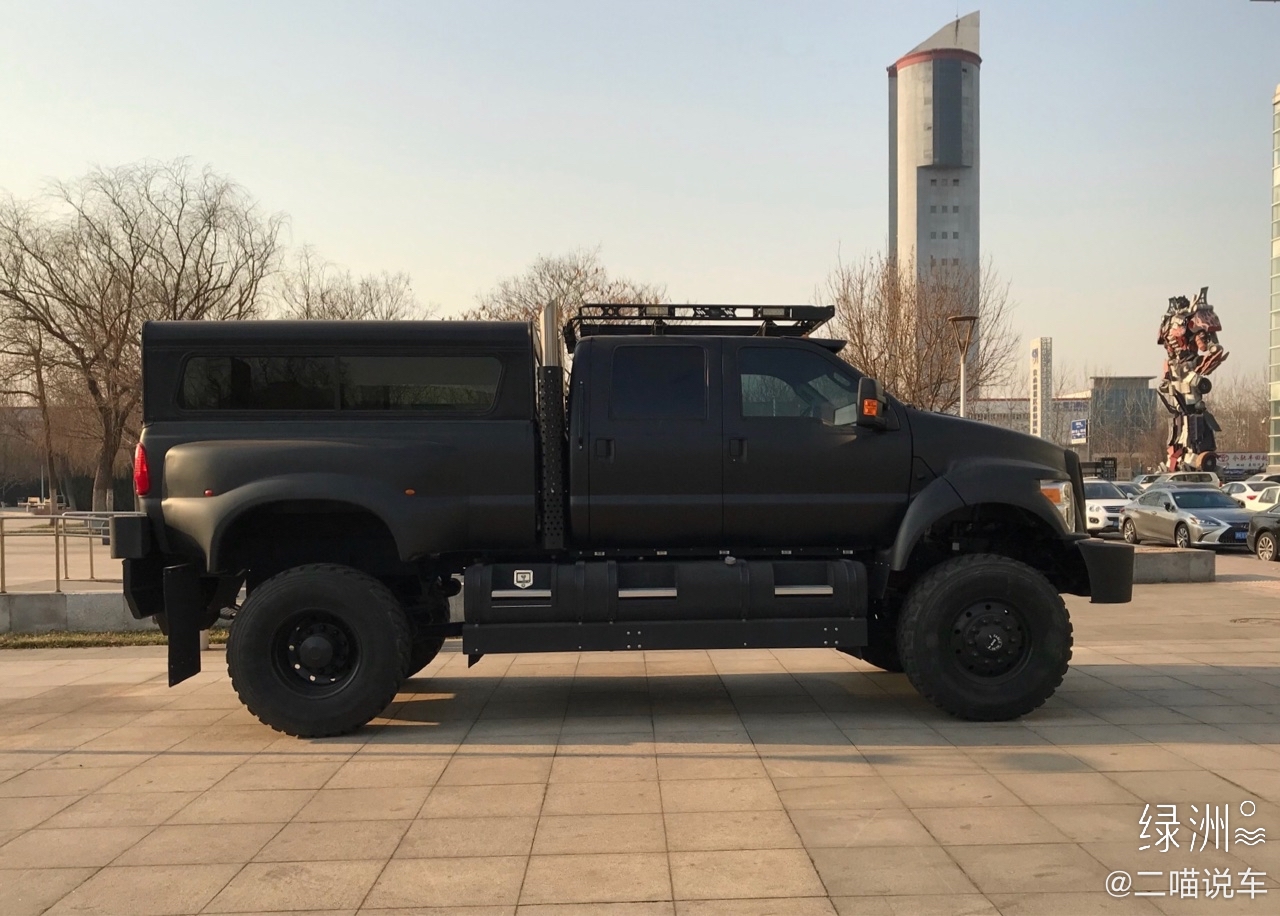 除了凶猛和大器,我再想不出其他形容词了! 福特F-650