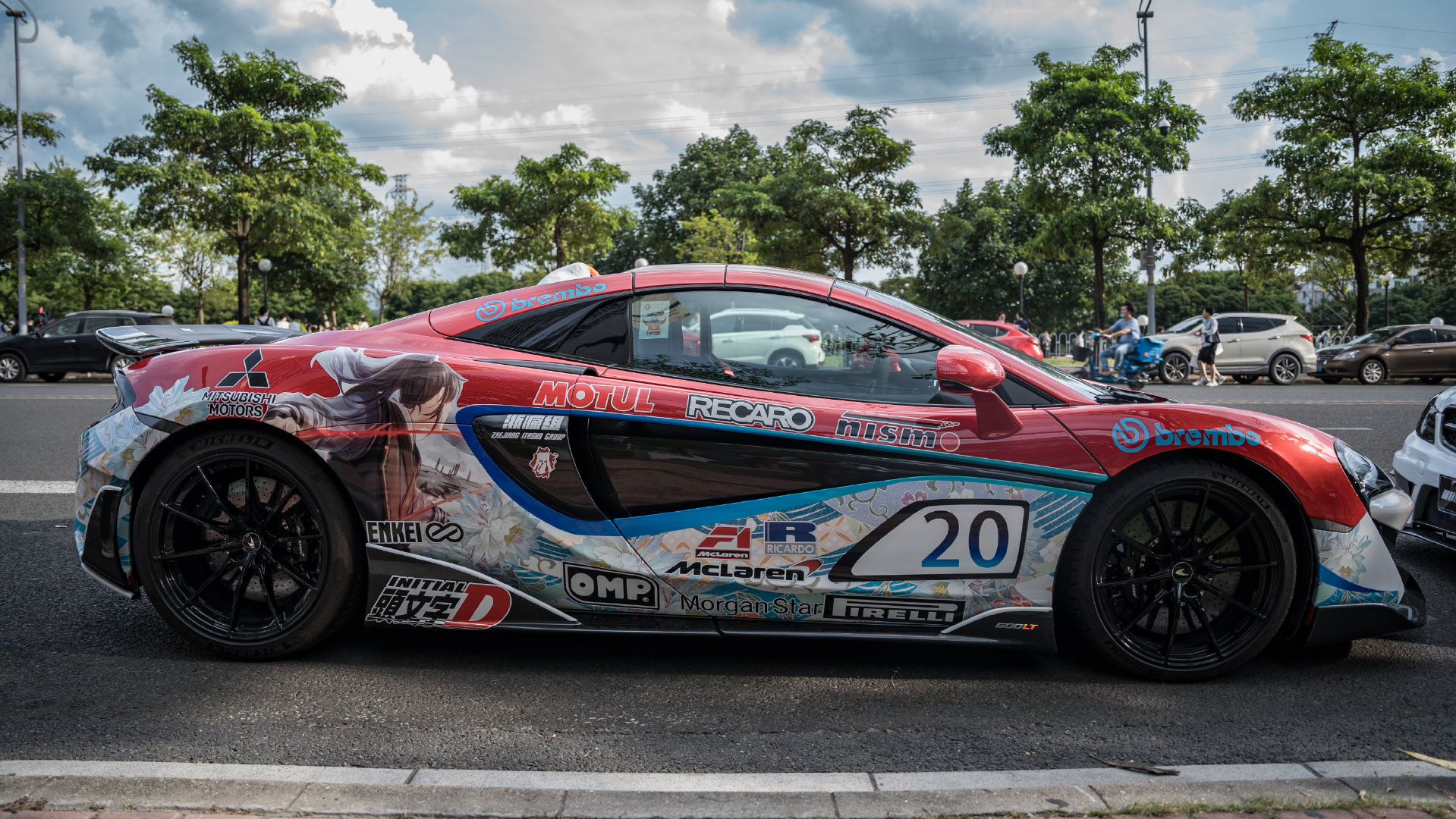 发一套不用大修系列:大佬的迈凯伦 抄送