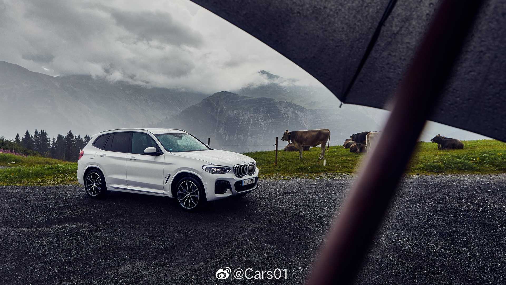 宝马X3 xDrive30e，综合最大292马力，纯电模式续航47公里。