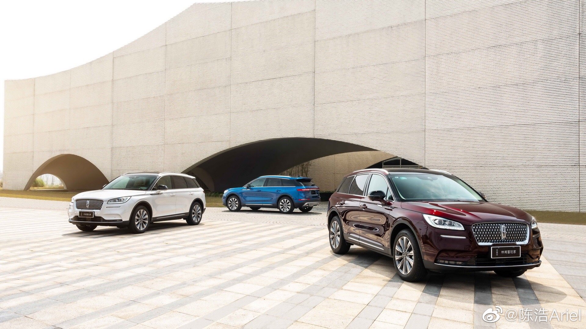今晚林肯采用新颖的云直播方式上市发布了新车型:冒险家