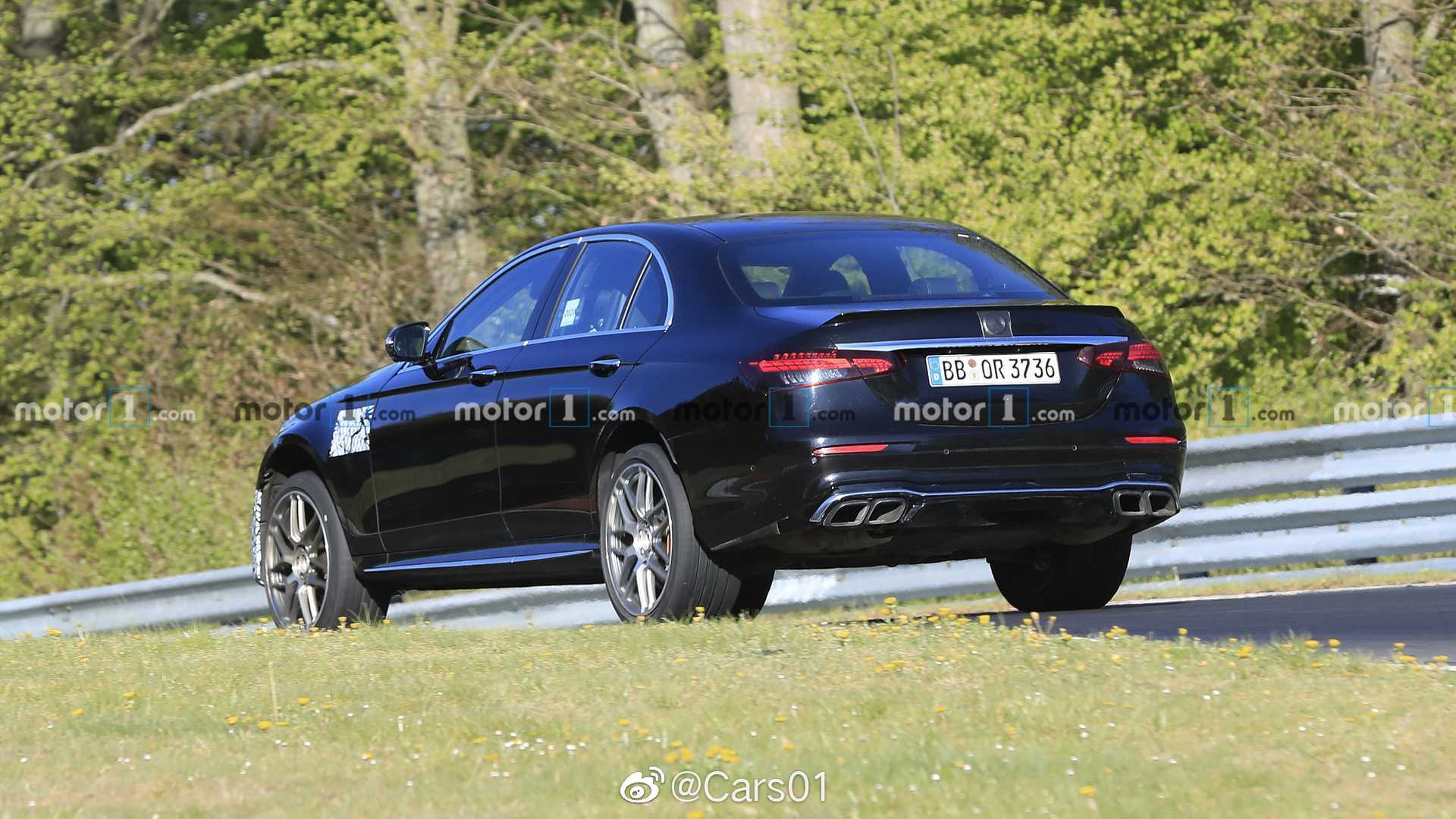 AMG E:战意十足的配色!