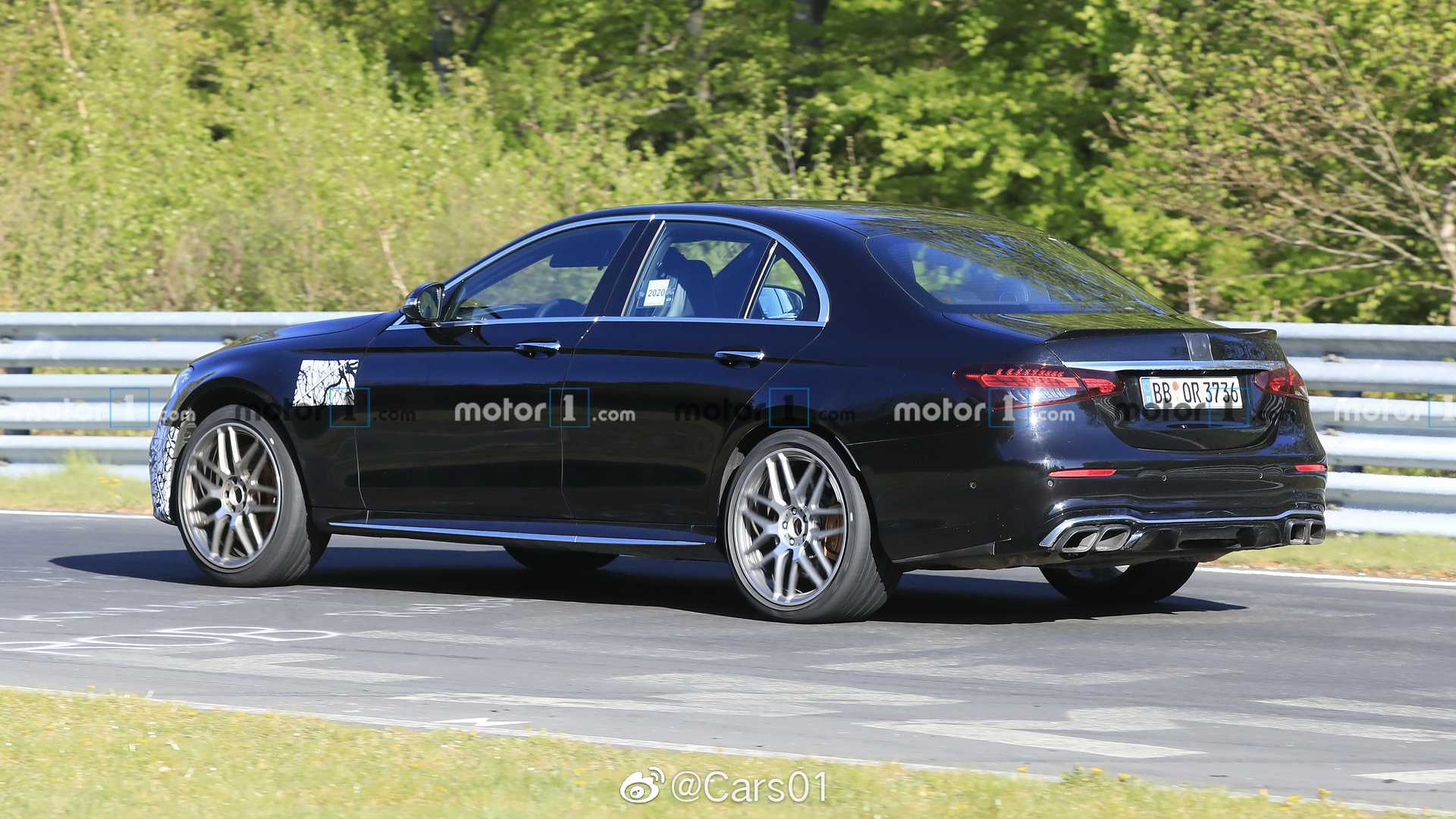 AMG E:战意十足的配色!