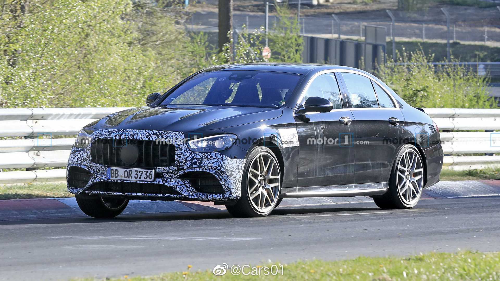 AMG E:战意十足的配色!