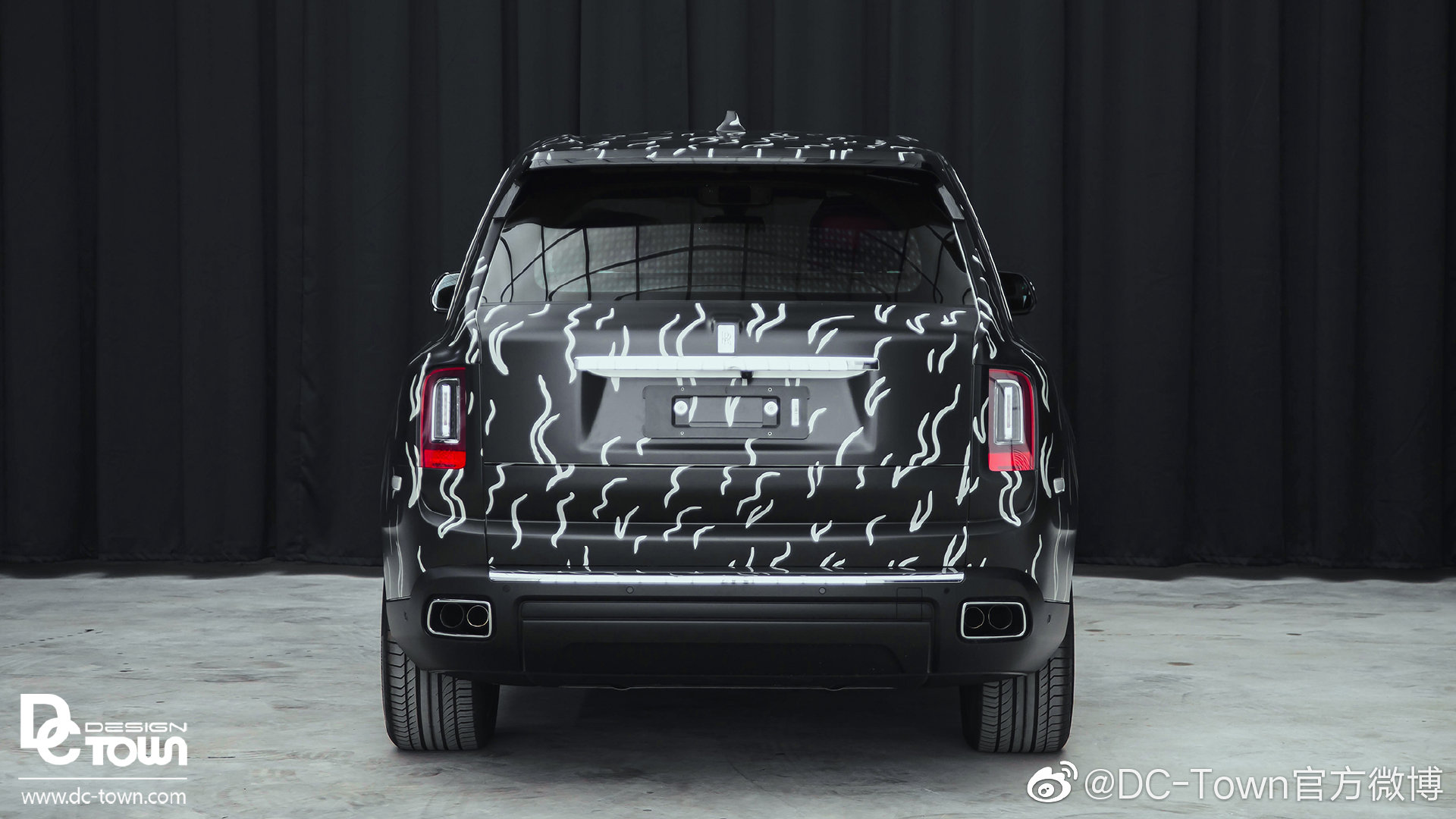 DC出品: 劳斯莱斯库里南 整车LVMH旗下阿贝酒主题彩绘