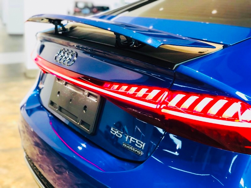 奥迪A7,奥迪家族中的颜值担当,欣赏一下