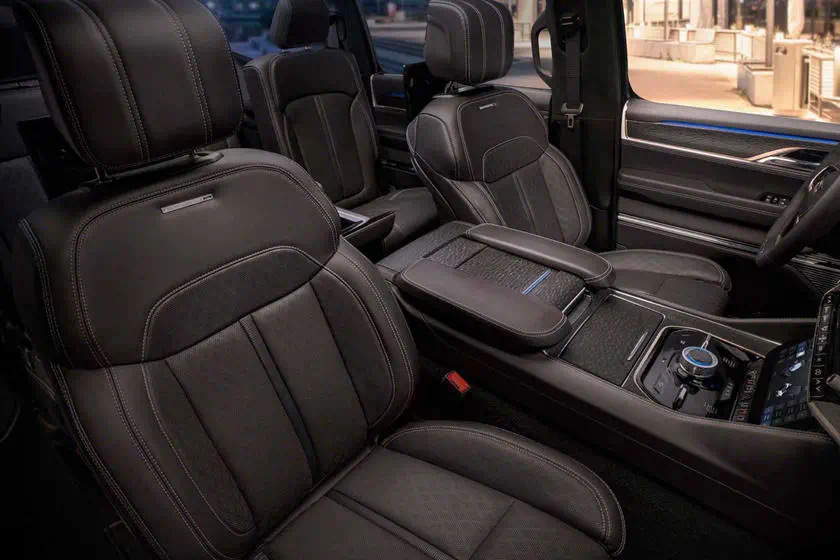 造型很科幻:Jeep概念车发布