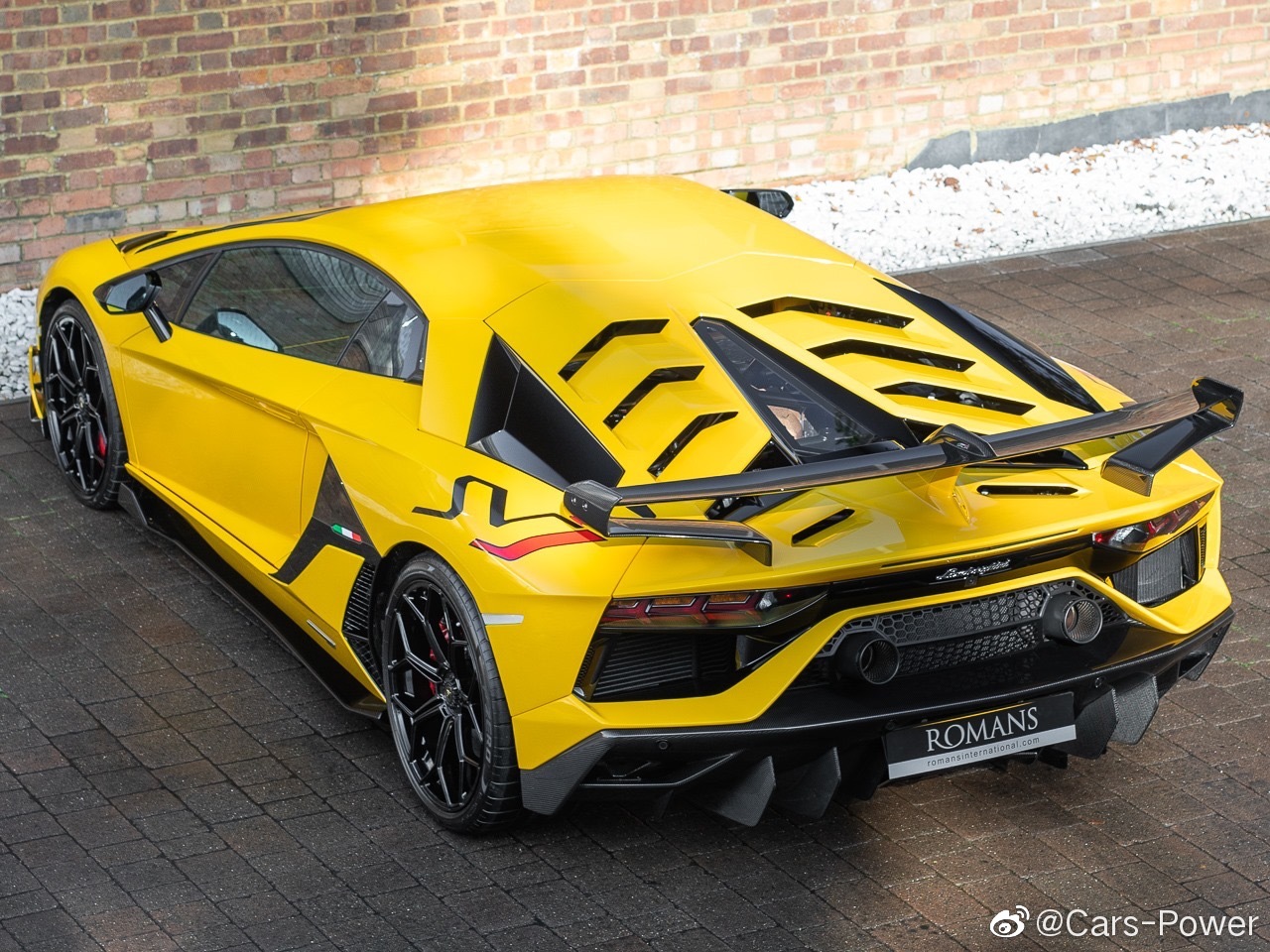 标准色 牛王 兰博基尼Aventador SVJ