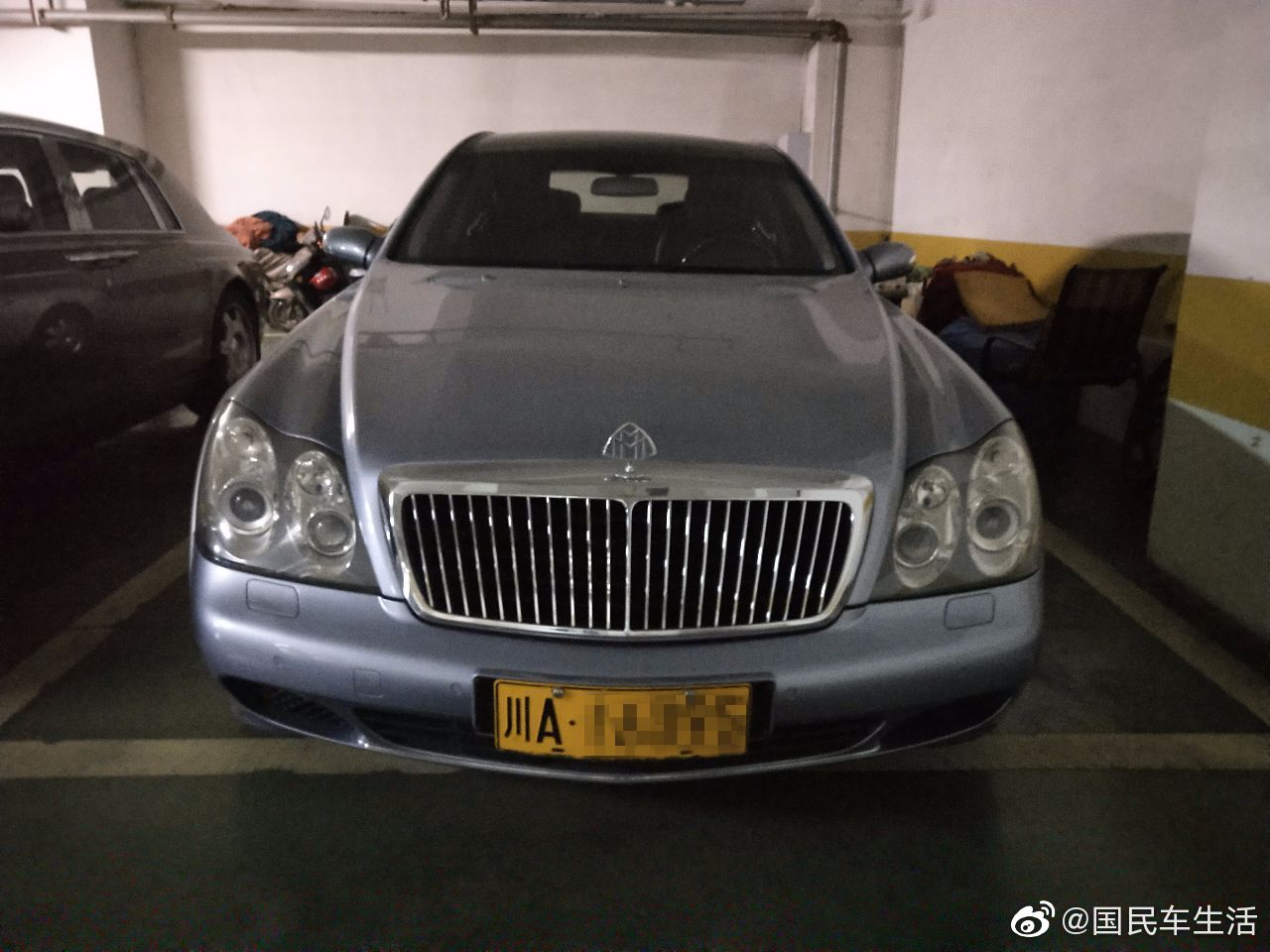 四川第1台迈巴赫,雅致都是他的,私人飞机有两架