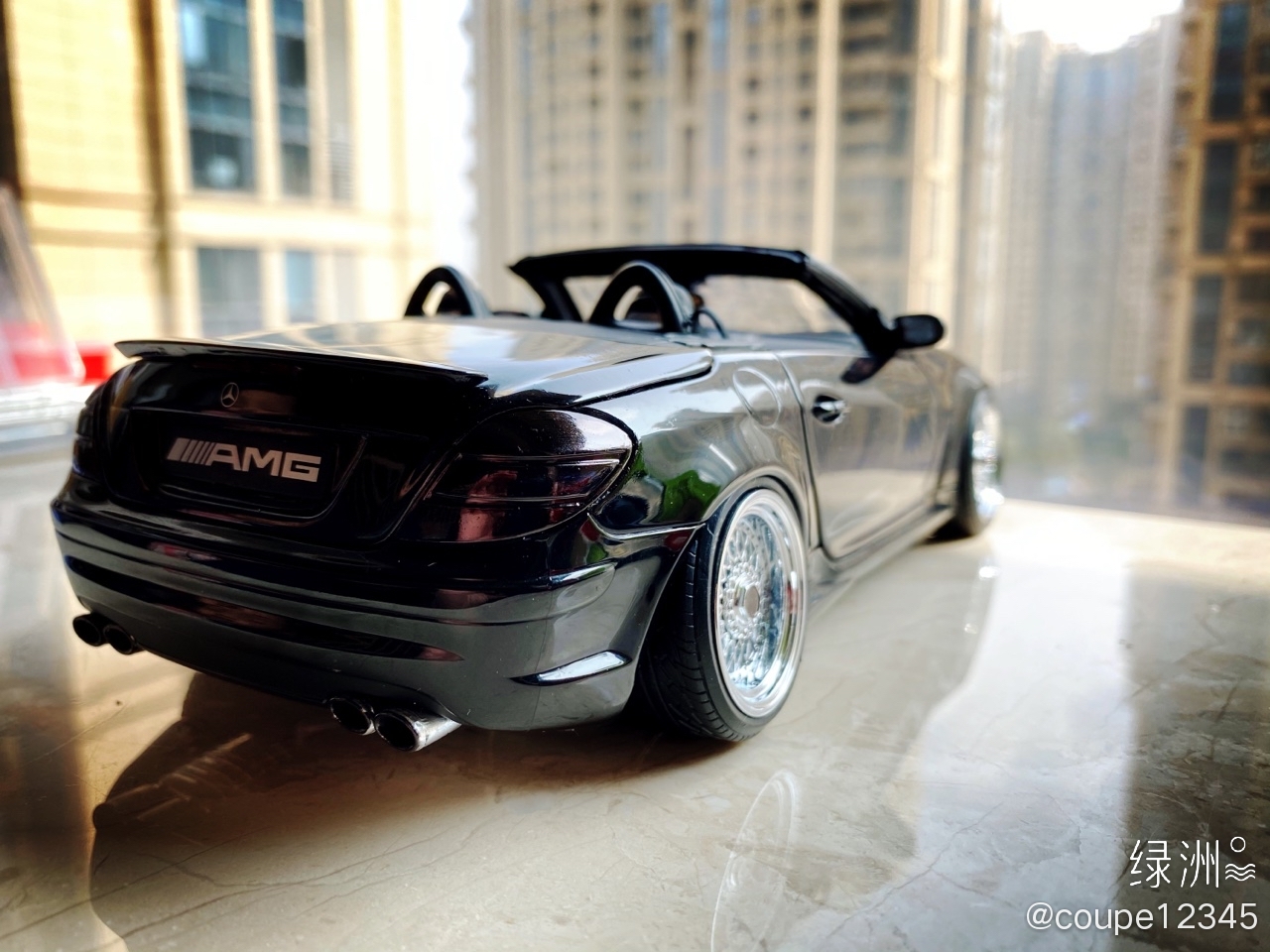 AMG SLK:硬核跑者!舍我其谁!