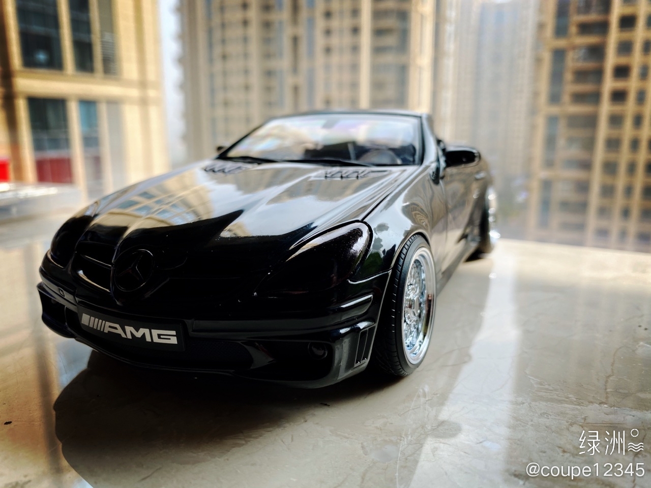 AMG SLK:硬核跑者!舍我其谁!