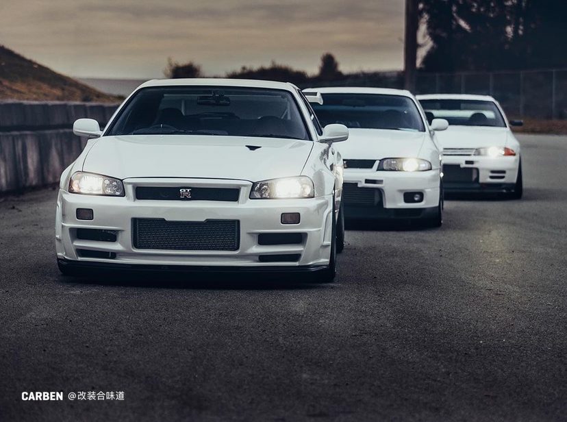 Nissan Skyline GT-R三代同堂，这画面爱了