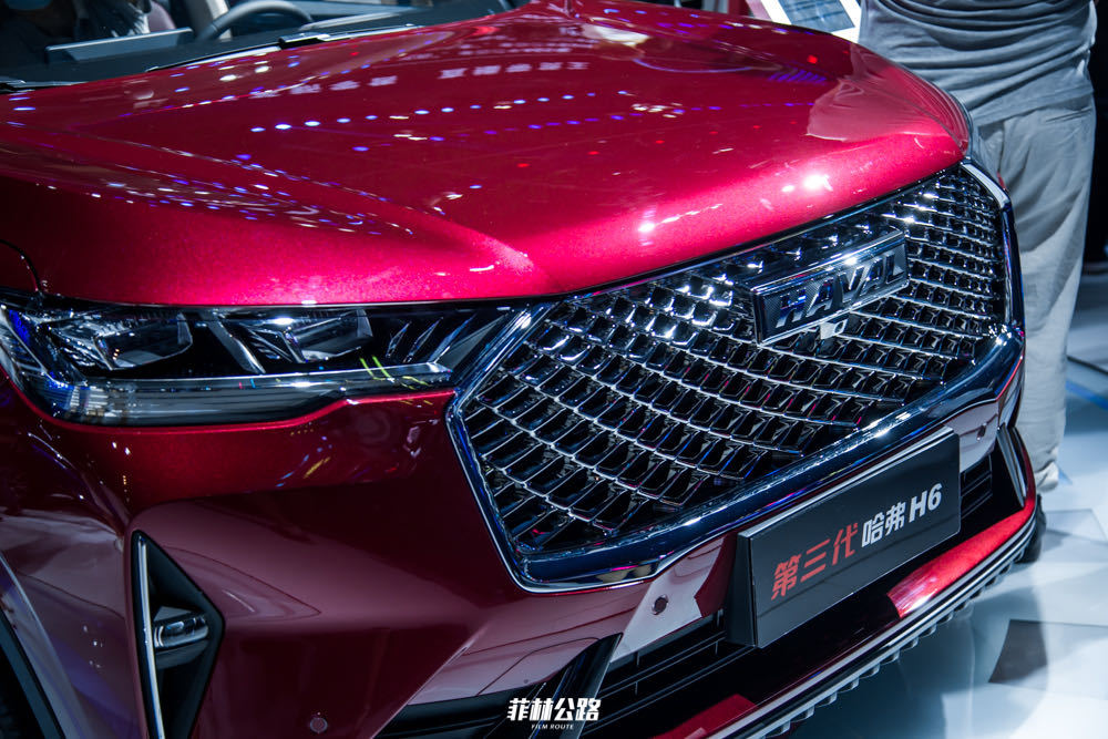 好看的汽车图片:全新一代哈弗H6正式发布