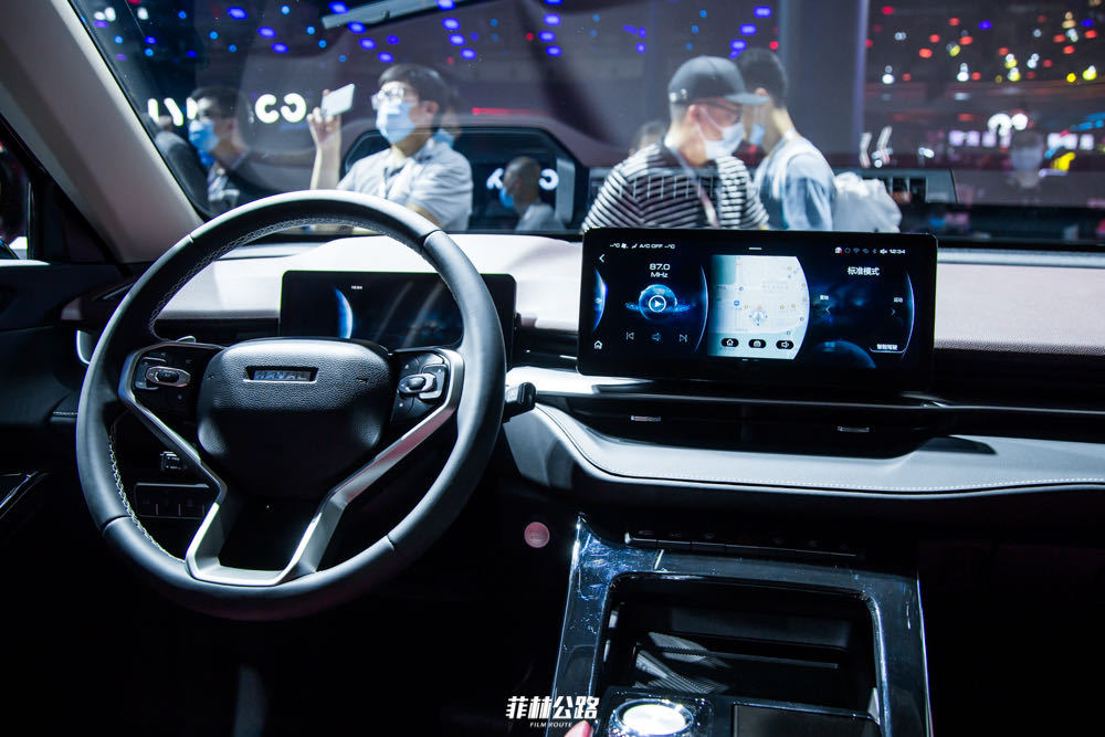 好看的汽车图片:全新一代哈弗H6正式发布