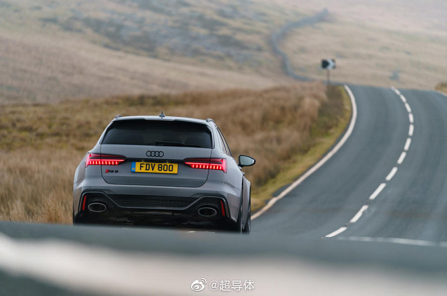 奥迪RS6:实车真的太漂亮了!