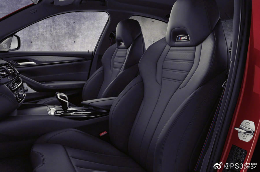 宝马M5:竞技大神!不服来辩!