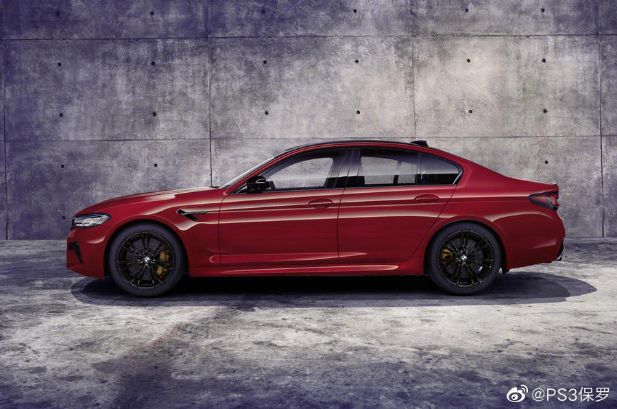 宝马M5:竞技大神!不服来辩!