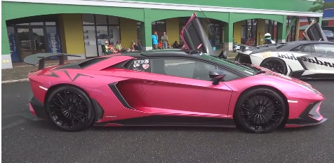 粉红色的牛牛Aventador,俘虏我的少女心,爱了爱了~