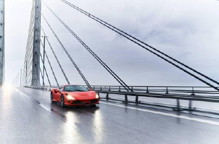 “法拉利 F8 ” 红色恶魔再次降临,带你享受秋风飒爽