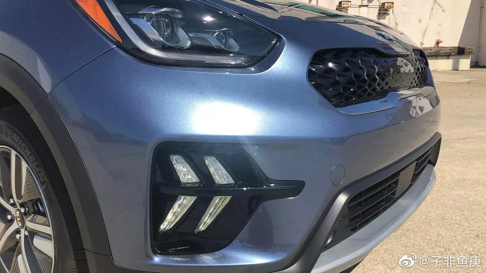 2020款起亚Niro PHEV插电式混合动力,颜值挺高的!