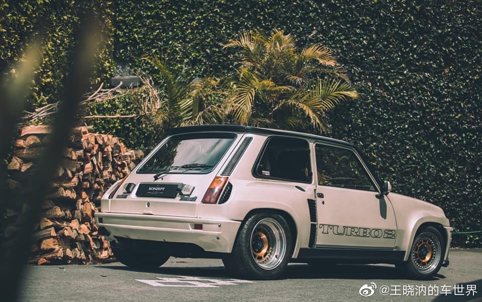 1984 Renault 5 Turbo 2 曾經的經典啊......