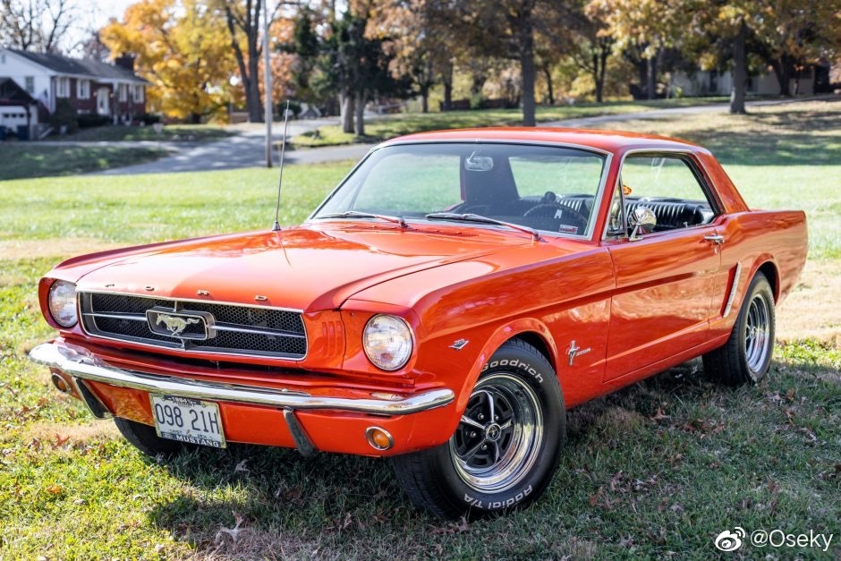 Ford mustang Coupe 1964，289ci V8发动机搭配自动变速箱。