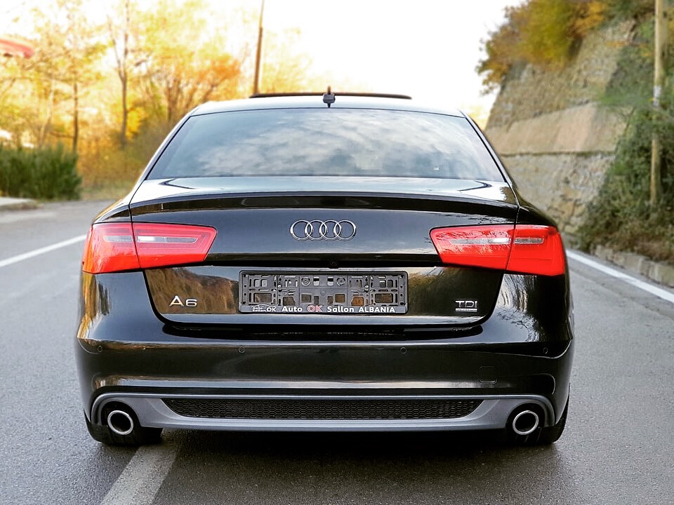 Audi A6,还有谁喜欢这个大灯的,反正我很喜欢