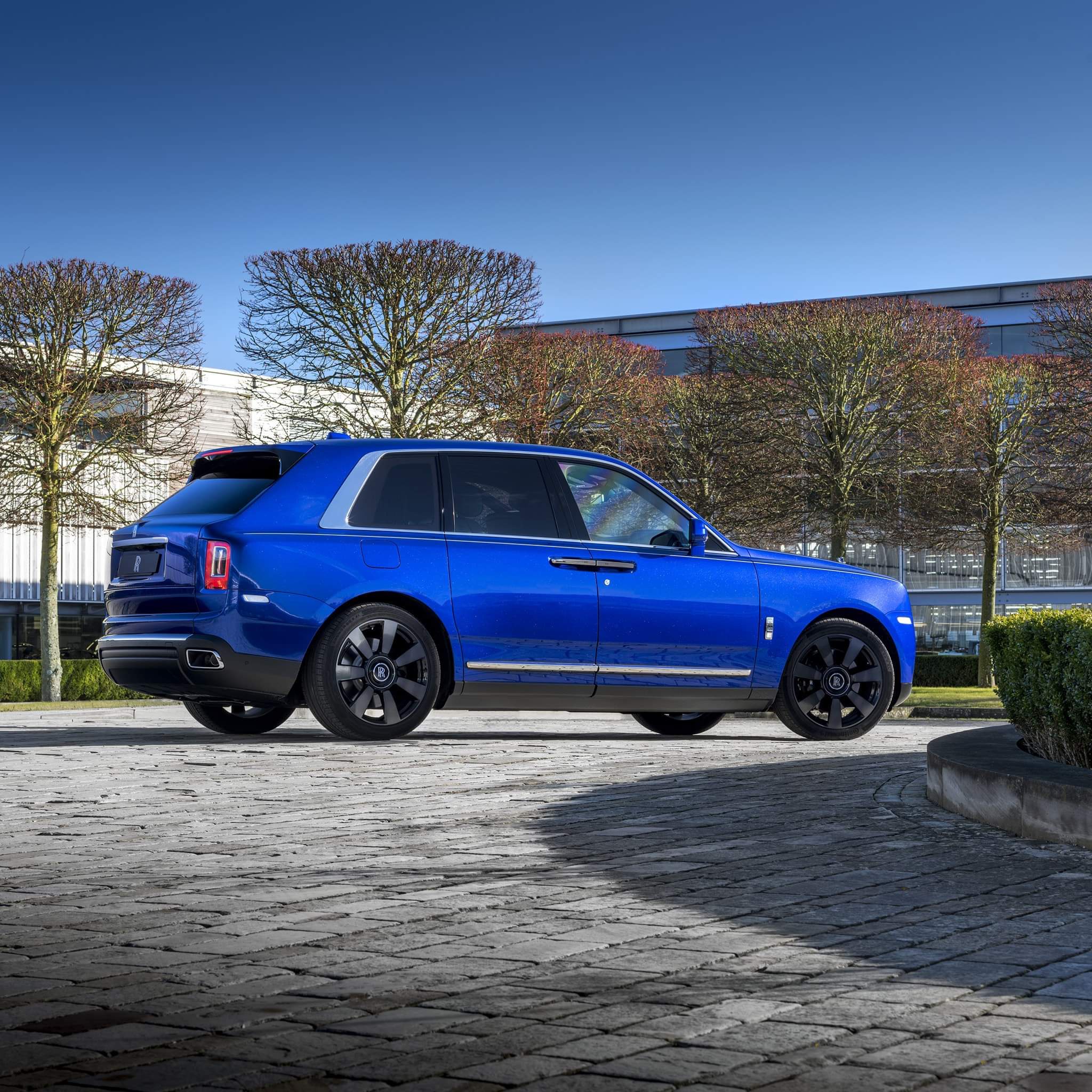 Rolls-Royce Cullinan 气场有输黑色么?