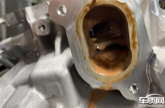 别克君威机油散热器<em>垫片</em>漏冷却液