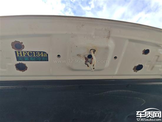 长安CS95车身生锈 <em>三</em><em>元</em><em>催化</em><em>器</em>老化