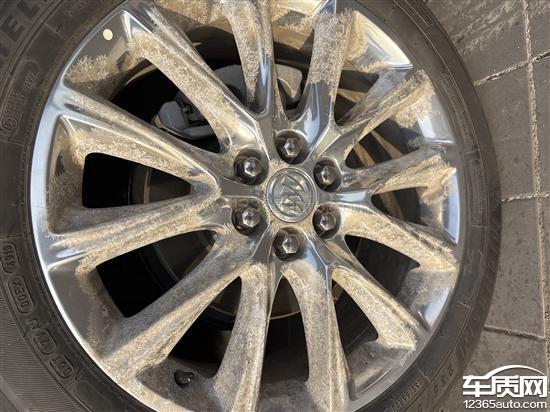 别克昂科旗质保期内<em>轮毂</em><em>轮毂</em>氧化掉皮