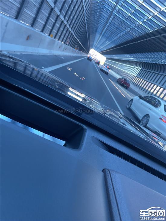 广汽丰田汉兰达抬头<em>显示</em><em>器</em><em>显示</em>不全