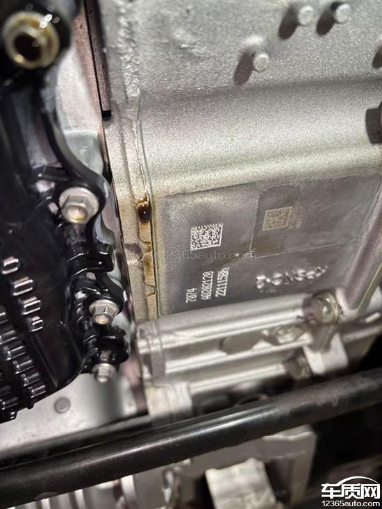 别克昂科威发动机漏油 多次维修未解决