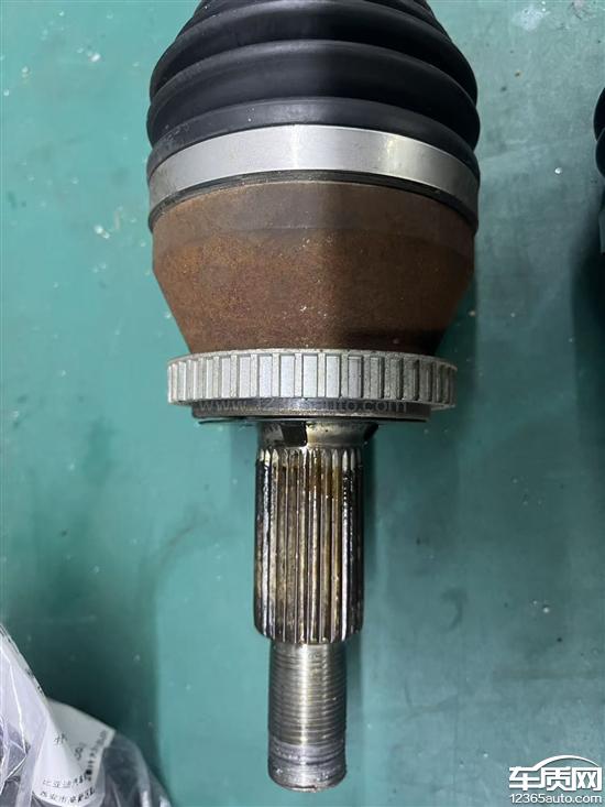 比亚迪元PLUS<em>半轴</em>生锈 行驶异响明显