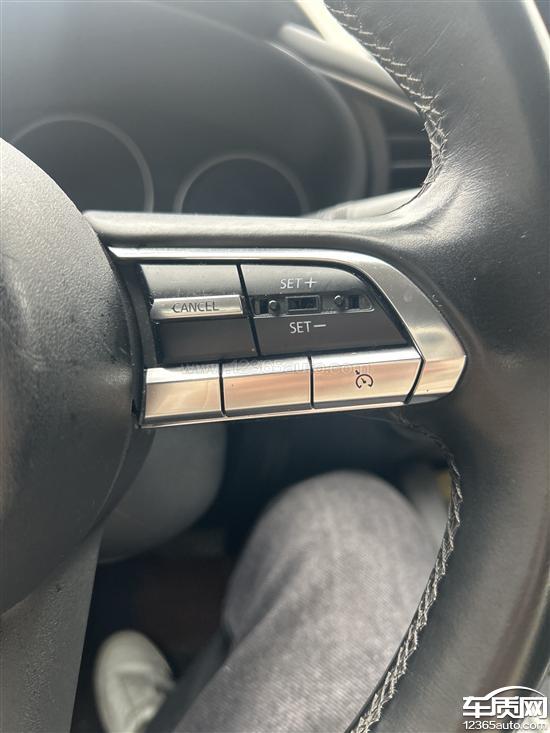 长安马自达昂克赛拉<em>多功能</em><em>方向盘</em>按键开裂