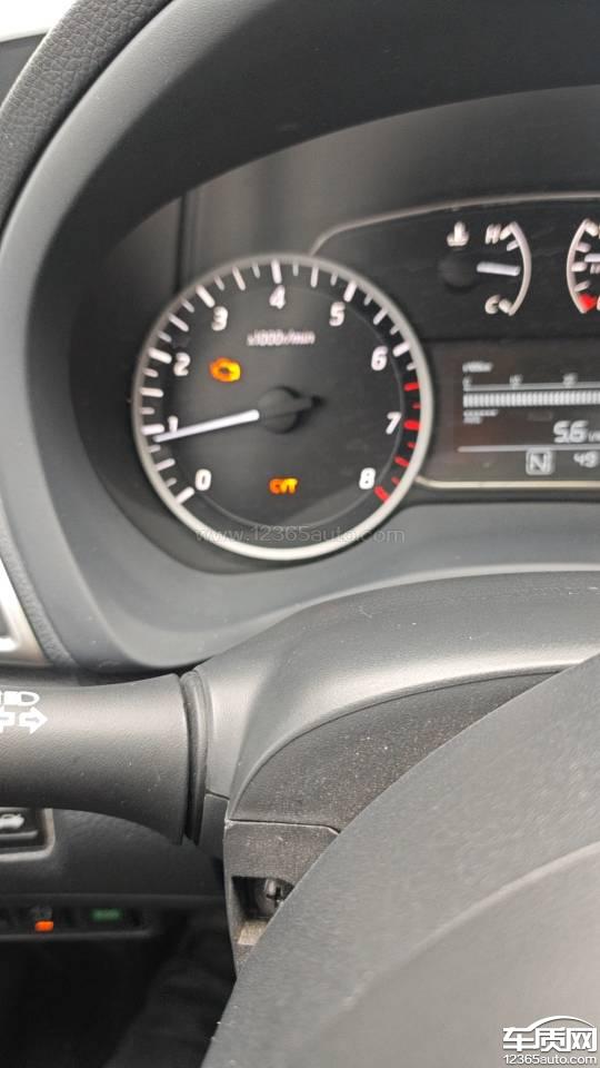 东风日产轩逸<em>垫片</em>碎裂导致发动机钢带受损