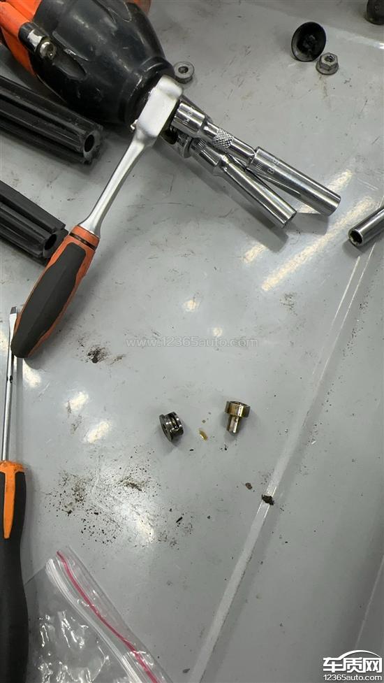 奇瑞<em>捷豹</em><em>路虎发现神行</em>限位器更换后脱落