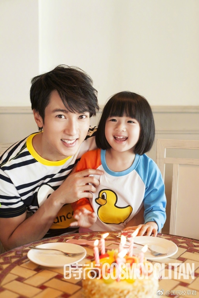 吴尊与女儿拍摄时尚画报