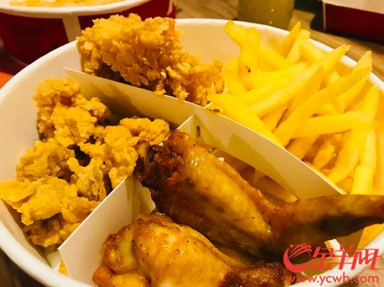 图4:煎炸烧烤的食物,很容易引起儿童“上火” 图/张华