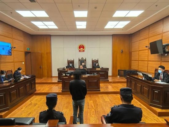媽媽體罰毆打8歲孩子被判刑 媒體：教育不是以愛之名的傷害
