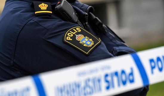 瑞典一婴儿失踪 警方全力出动2小时后将其救回。（图源：《镜报》）