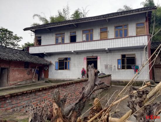 小敏爷爷家 红星新闻记者 袁伟 摄