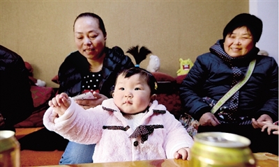 岳浩鹏一家人都喜欢可爱的“嘟嘟”