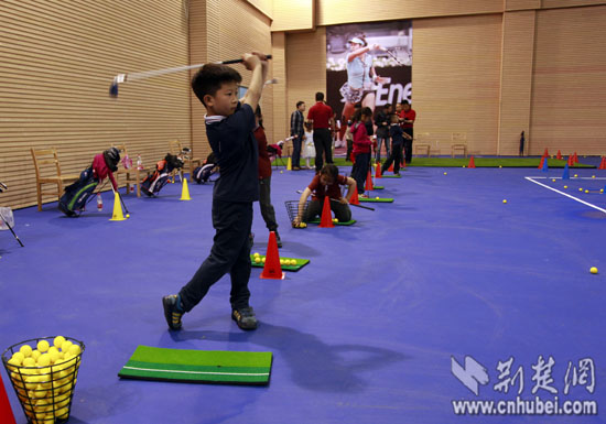 北京豪门学校落户武汉 学费一年最高达12万(图