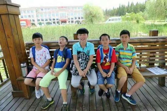 公益电影《宝贝,别害怕》