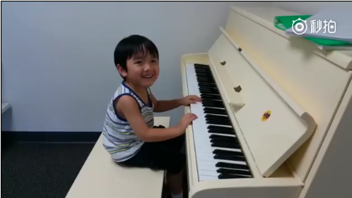5岁小朋友Evan Le与乐团合作莫扎特的钢琴协奏曲