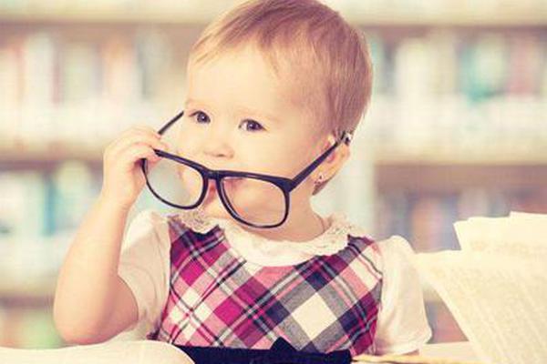戴眼镜会让孩子视力越来越差?|近视眼|眼镜|视
