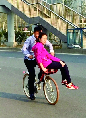 不仅带孩子,我还能带大人呢!